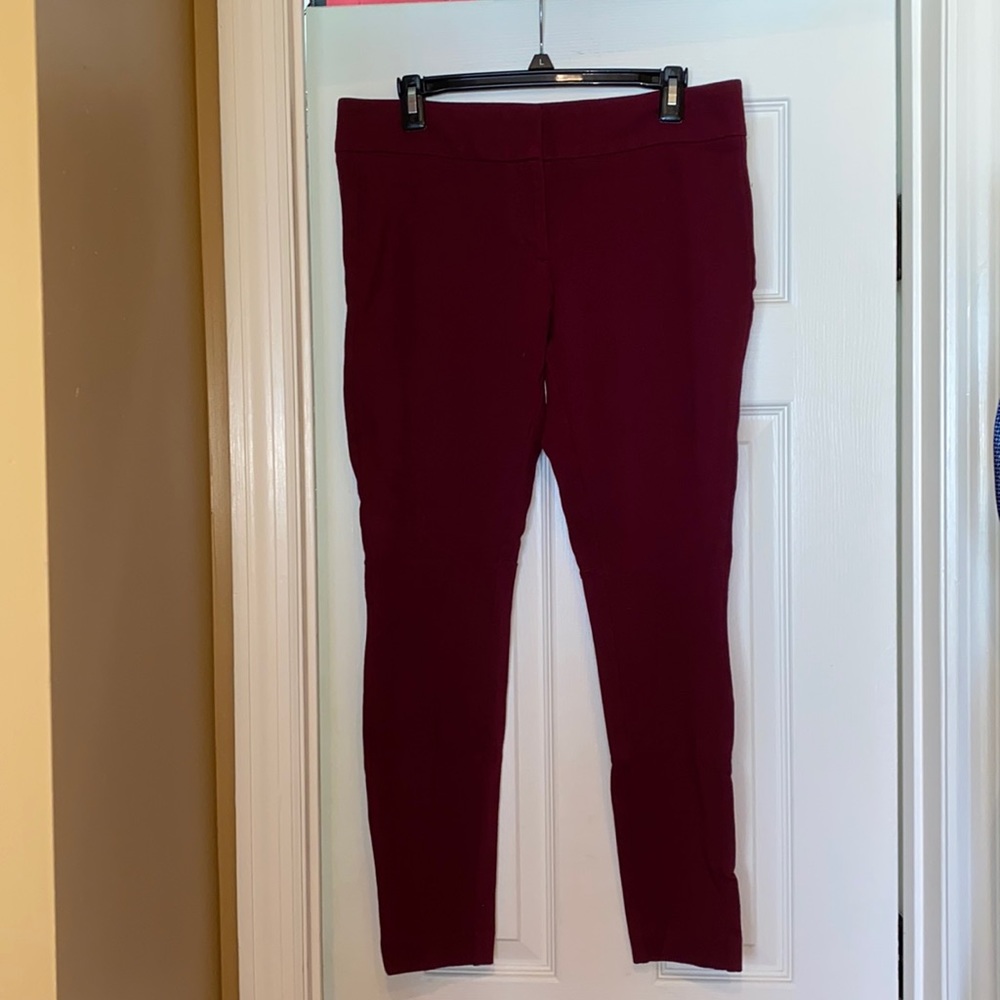 Loft Wine colored leggings. EUC, super comfortable.